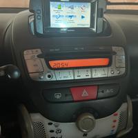 AUTORADIO TOYOTA AYGO Radio TOMTOM COMPRESO