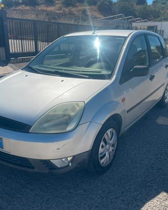 Ford Fiesta 5a serie anno 2004