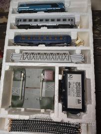 TRENINO LIMA D'EPOCA CON LOCOMOTIVA CARROZZE PLAST