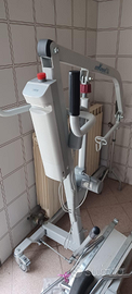 Sollevatore elettrico per disabili