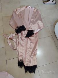 Vestaglia di seta rosa