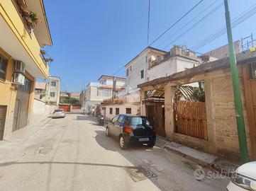 2 LOCALI A BRUSCIANO