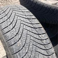 4 cerchi in ferro 4 pnumatici invernali 4 borchie