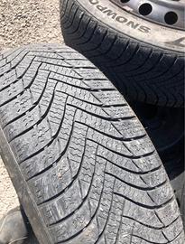 4 cerchi in ferro 4 pnumatici invernali 4 borchie