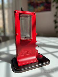 Dispenser Zippo - pompa carburante per accendini