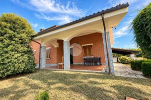 VILLA SINGOLA A FRINCO