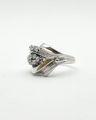 Anello platino con diamanti naturali, epoca 1930.