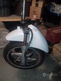 forcella completa di cerchio gomma e pinza sh 300 