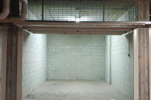 Magazzino box deposito 25 mq