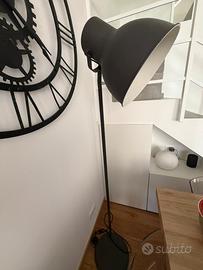 Piantana in ferro battuto