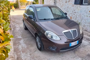 Lancia Ypsilon 1.2 Benzina 