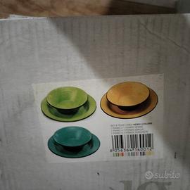 servizio piatti colorati 