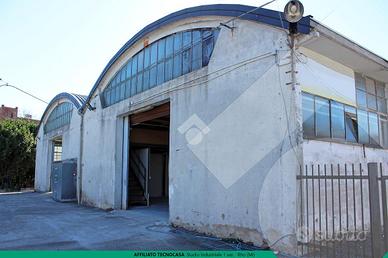 CAPANNONE A SETTIMO MILANESE