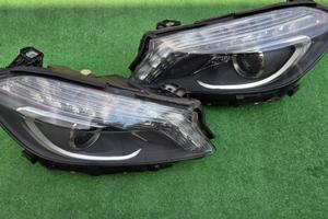 MERCEDES A-KLASA W176 BI-XENON Fari Fanali Destro 