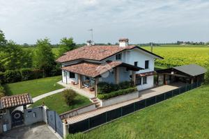 VILLA SINGOLA A PRAVISDOMINI