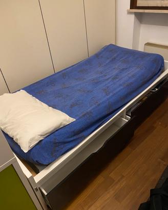 Letto con testiera Ikea