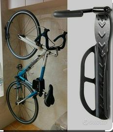 supporto gancio portabici muro