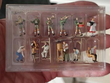 Lotto figurini Preiser 