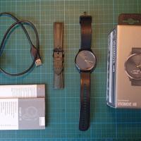 Smartwatch ibrido Garmin Vivomove HR