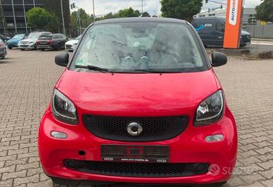 Smart ForTwo 1.0 71cv Coupe C manuale clima auto