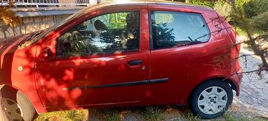  fiat punto 3 porte rossa