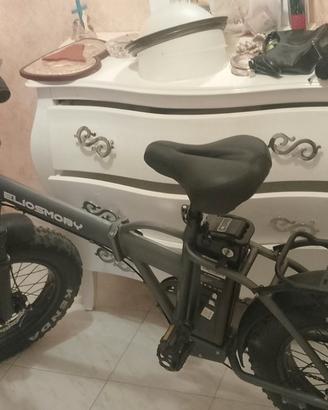Bici elettrica con pedalata assistita