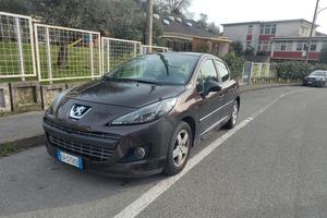Peugeot 207 1.4 70CV – Tagliandata e revisionata
