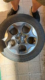 4 cerchi per jeep renegate. 