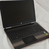 Laptop HP Pavilion 15 usato