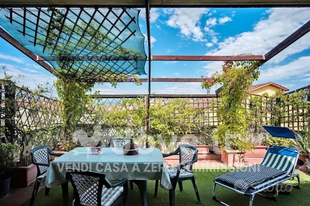 Appartamento di 133 m² con 5 locali e box auto a P