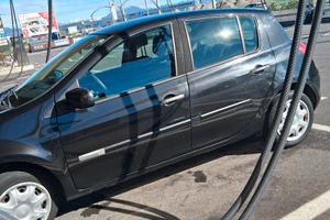 Renault Clio forte come la montagna