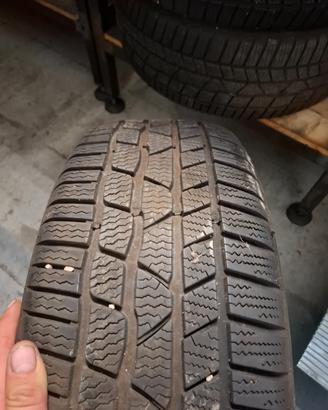 Gomme invernali continentale 225/50/18