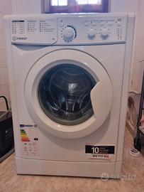 lavatrice Indesit  / 6 kg 