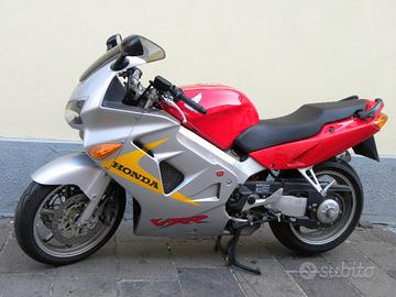 Honda VFR 800 - 1999