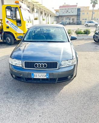 Audi A4 2.5 V6 TDI