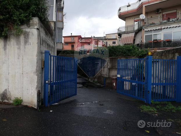 Garage/Box - Gravina di Catania