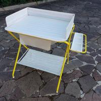 Fasciatoio con bagnetto