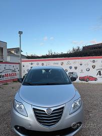 Lancia Ypsilon 1.2 69 CV 5 porte GPL Ecochic Silve