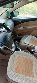 lancia delta del 2009 in buone condizioni 