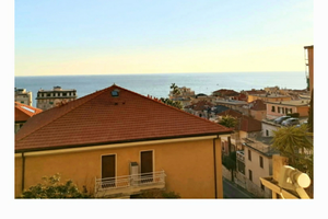 Varazze 300 mt dal mare 4/5 posti letto