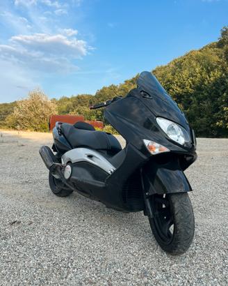 Yamaha Tmax