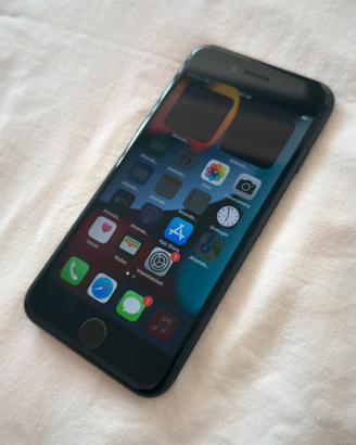 APPLE Iphone 7 32gb nero ICloud Unlocked