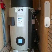 Produttore acqua calda a GPL   Lt 220