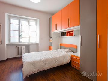 camera da ragazzo/a molto bella