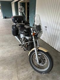 Moto Guzzi Nevada 750
