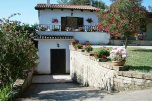 Porzione di villino immerso nel verde