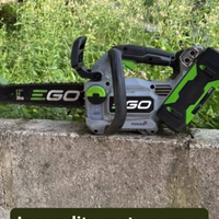 Motosega a batteria taglio veloce senza costi