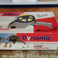 Electronic label applicator