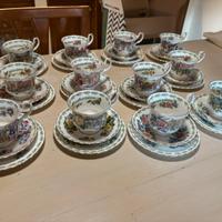 Set tazzine porcellana Royal Albert