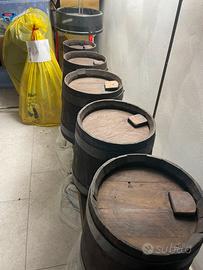 Batteria aceto con piedistallo